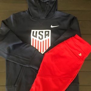 Softball 🥎 Combo ♥️ New Red Bellalete 🥎pants & Navy Nike USA 🇺🇸 Hoodie! ♥️💙